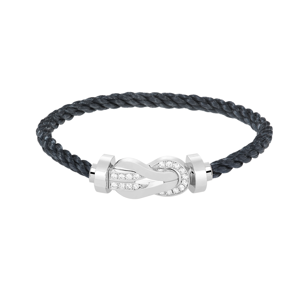 [vivabelle]CHANCE LARGE 8 FIGURE BUCKLE HALF DIAMOND BRACELET SILVER