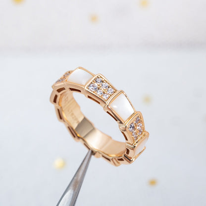 [vivabelle]SERPENTI RING ROTGOLD MIT DIAMANTEN 4MM