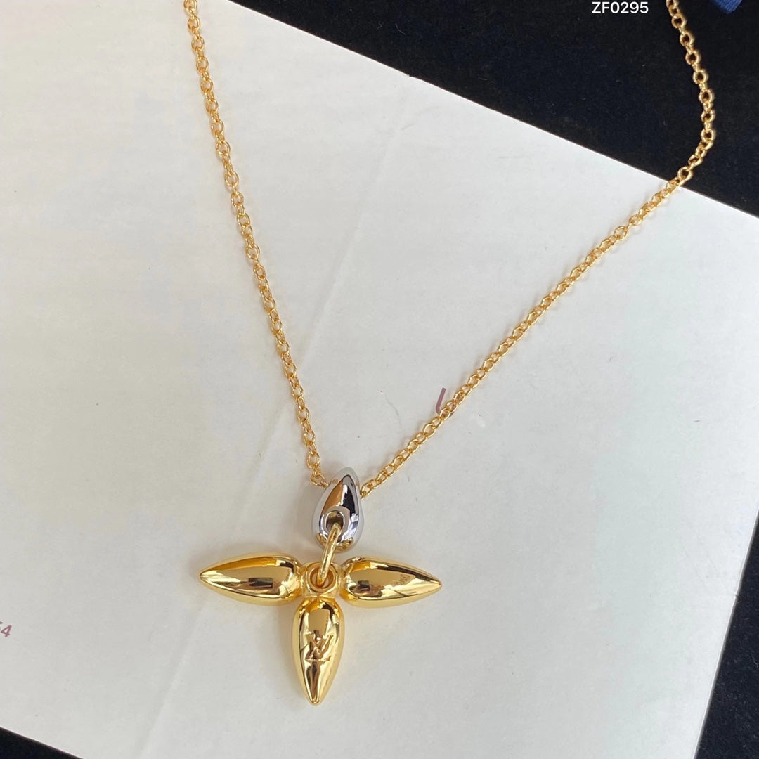 [vivabelle]LOUISETTE PEDANT GOLD NECKLACE