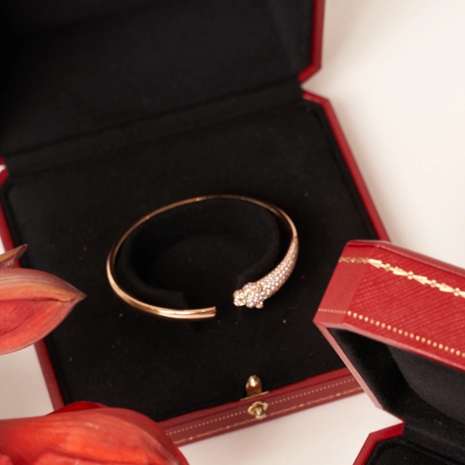 [vivabelle]PANTHERE ROSE GOLD DIAMOND OPEN BRACELET