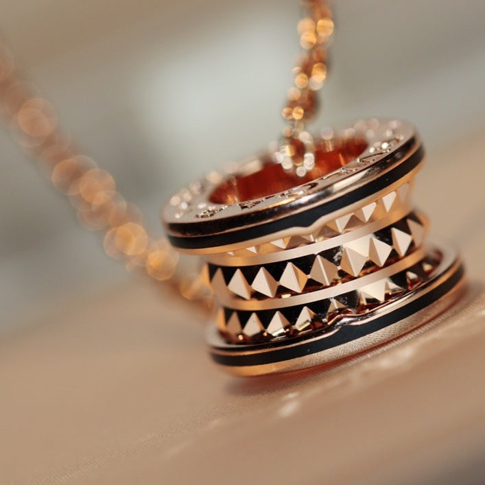 [vivabelle]ZERO 1 ROCK ANHÄNGER ROSA GOLD SCHWARZ HALSKETTE