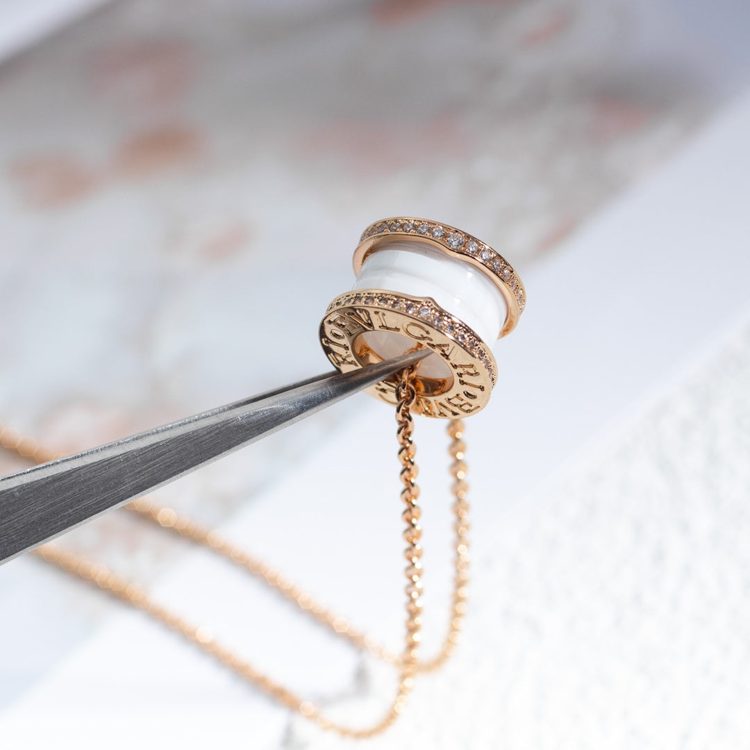 [vivabelle]ZERO 1 WEISSE KERAMIK ROTGOLD DIAMANT-HALSKETTE