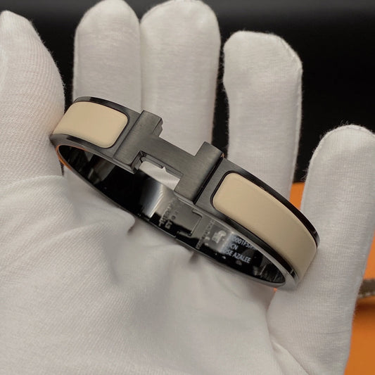 [vivabelle]H BRACELET 12MM BLACK BEIGE CERAMIC
