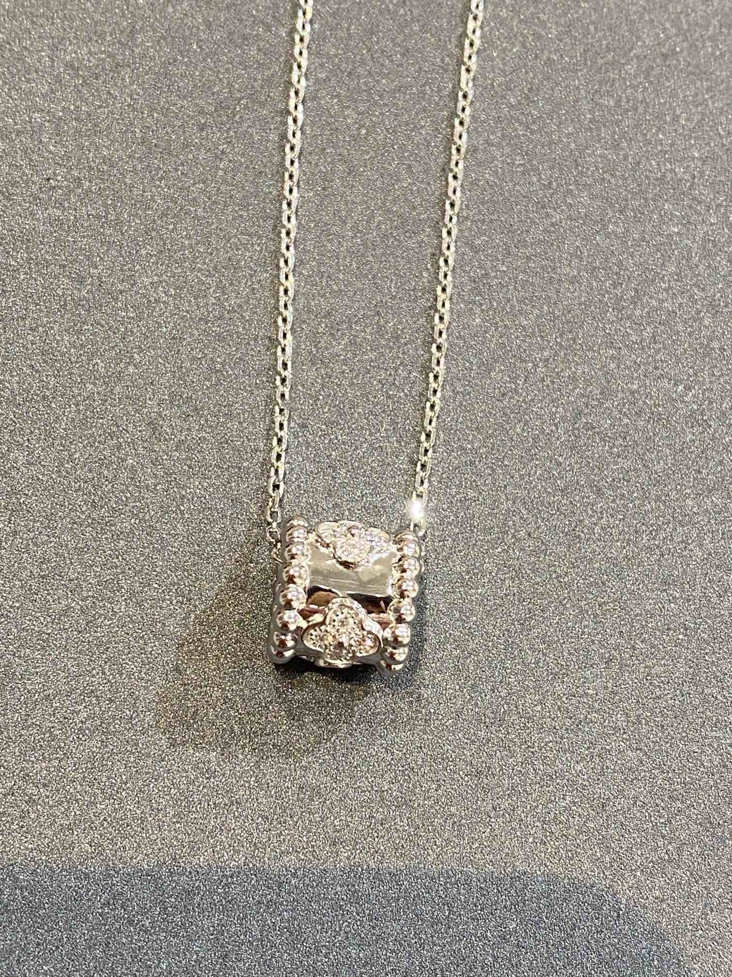 [vivabelle]PERLEE PEDANT SIVLER DIAMOND NECKLACE