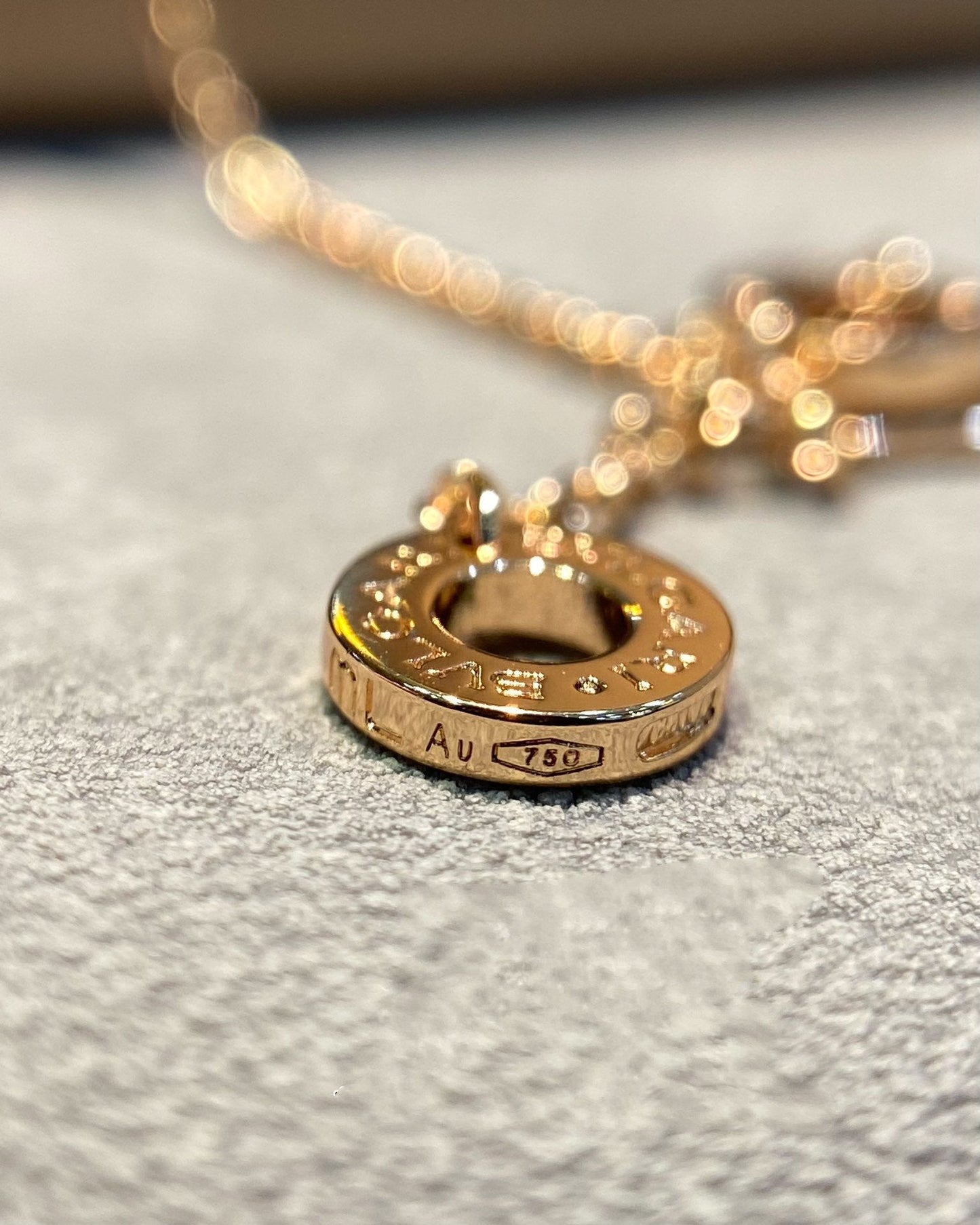 [vivabelle]DREAM MOP DIAMOND PAVED PINK GOLD NECKLACE