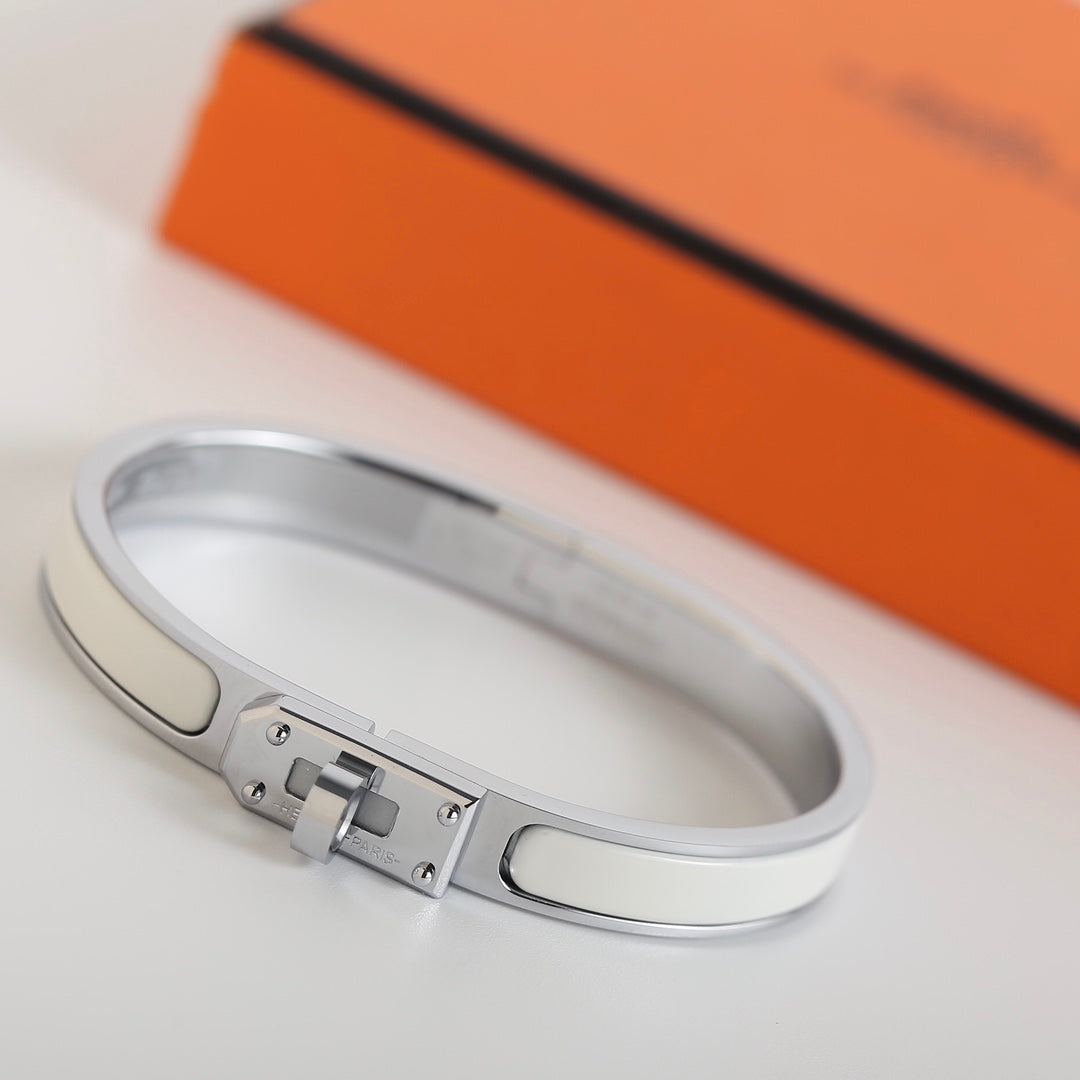 [vivabelle]HM KELLY WHITE BRACELET