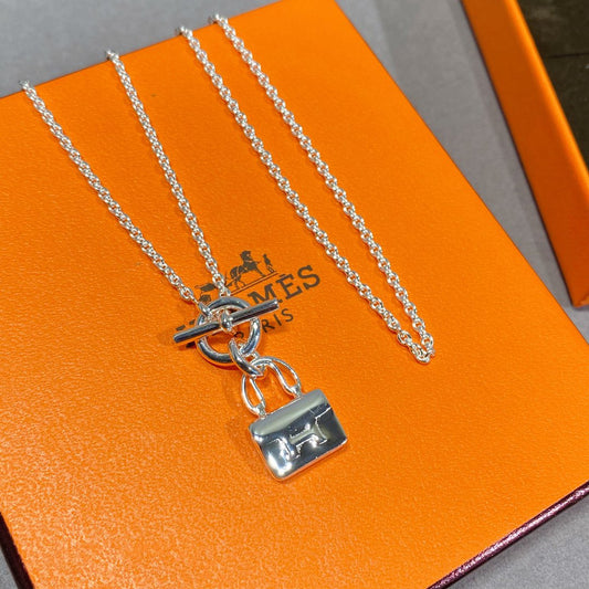 [vivabelle]CONSTANCE PEDANT SILVER NECKLACE