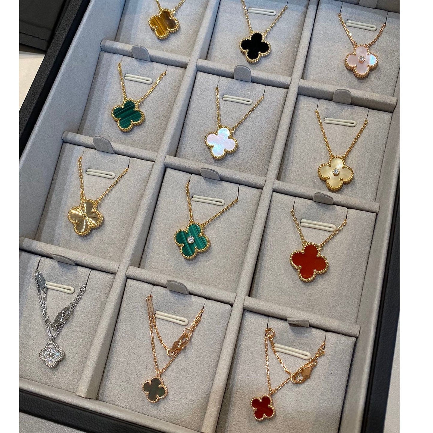 [vivabelle]CLOVER 15MM LASER NECKLACE SILVER