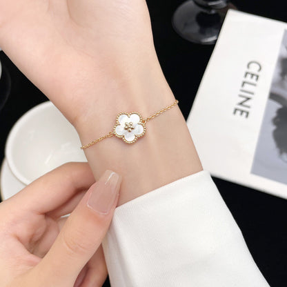 [vivabelle]LUCKY WHITE MOP PFLAUMENBLÜTENARMBAND