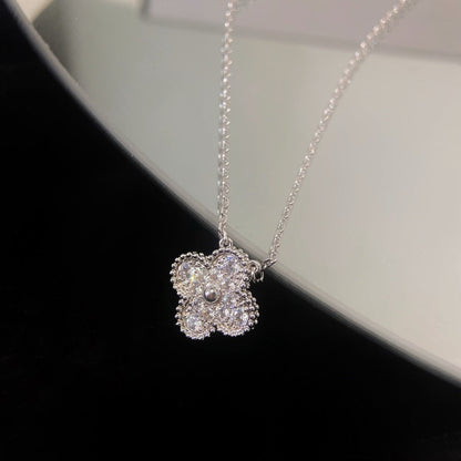 [vivabelle]CLOVER 15MM DIAMOND SINGLE FLOWER NECKLACE