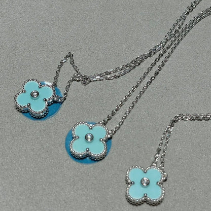 [vivabelle]CLOVER 1 DIAMOND LIGHT BLUE SILVER NECKLACE