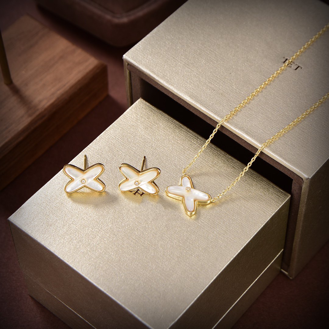 [vivabelle]JEUX DE WHITE MOP GOLD DIAMOND OHRRINGE