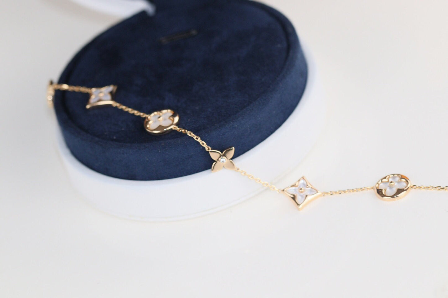 [vivabelle]LEAF CLOVER BRACELET