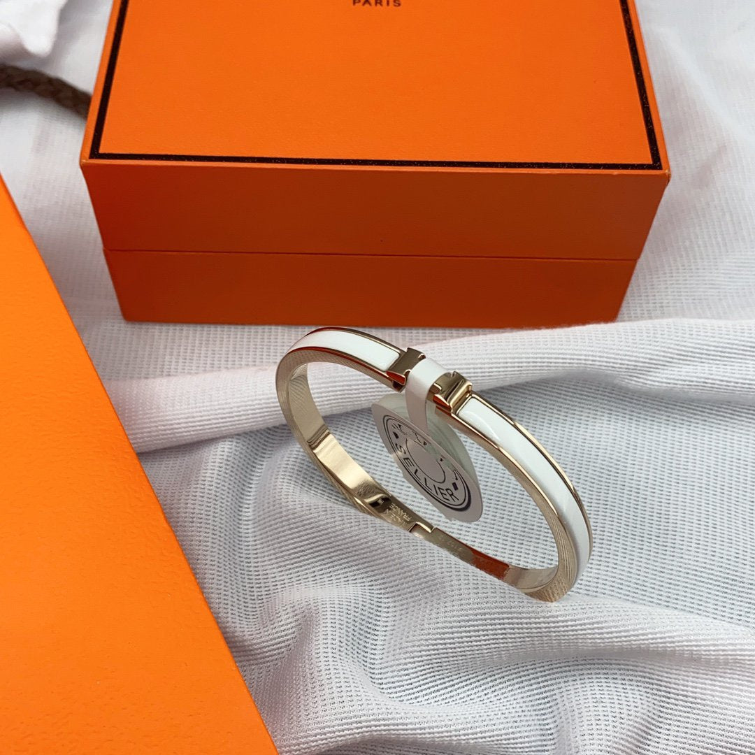 [vivabelle]CLASSIC HM CLIC WHITE 8MM ENAMEL BRACELET