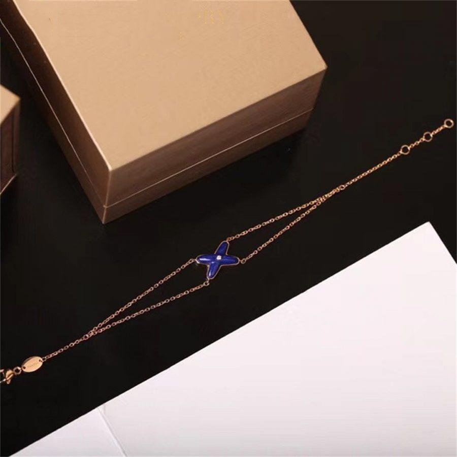 [vivabelle]Hollow Design Four-Leaf Clover Flower Shape Ring