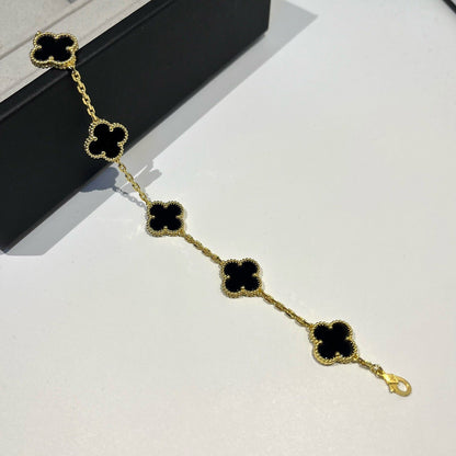[vivabelle]CLOVER 5 MOTIVE SCHWARZER ONYX ARMBAND 
