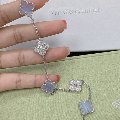 [vivabelle]CLOVER 5 MOTIV DIAMANT LILA CHALCEDON ARMBAND SILBER 