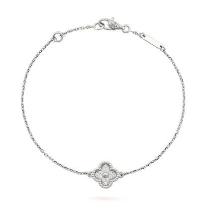 [vivabelle]KLEE-ARMBAND MIT EINZELNER BLUME SILBER