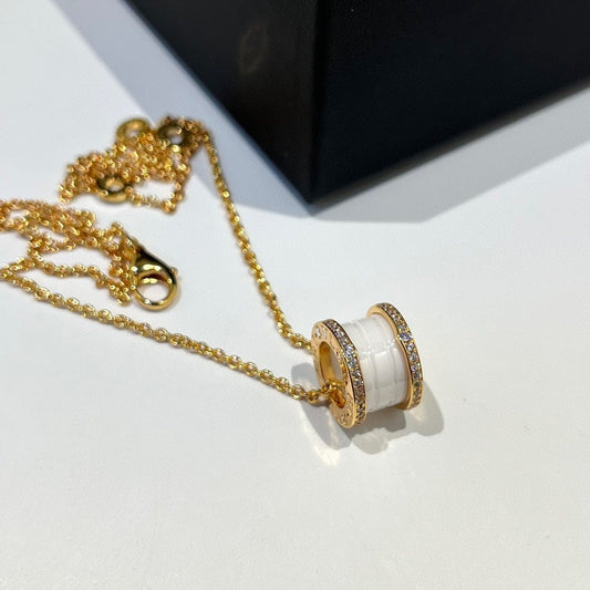 [vivabelle]ZERO 1 WHITE CERAMIC DIAMOND PINK GOLD NECKLACE